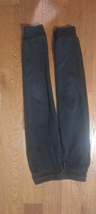 Spodnie dresowe czarne