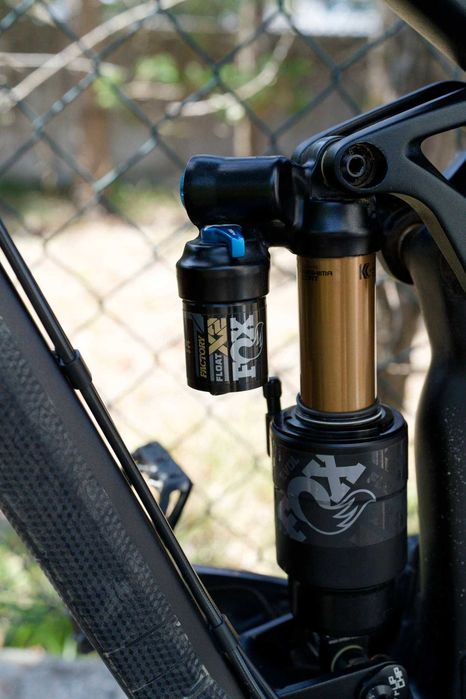 Radon Swoop AL 10.0 (2023) - Tam. M - Fox Factory (Kashima Reparado) / Magura MT7