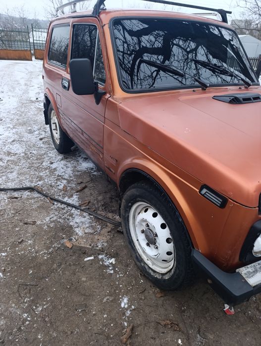 Нива 4x4 1.6 газ бензин
