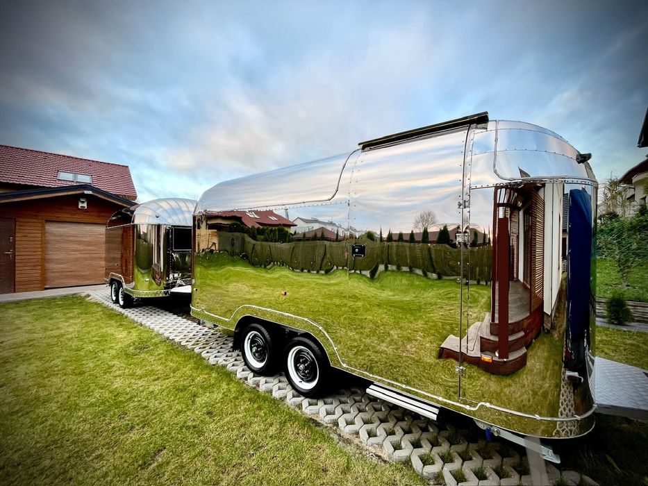 Nowa Przyczepa gastronomiczna SHINE Spring 4,5m Food Truck foodtruck