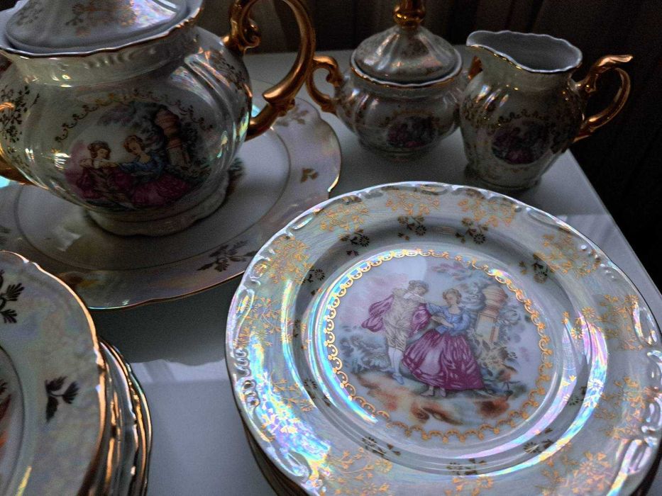 набір посуду Мадонна