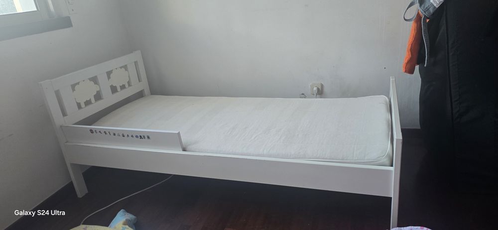 Cama criança Ikea