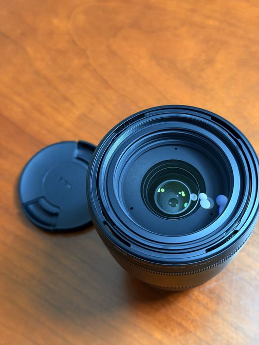 Sigma 28-70mm f/2.8 para câmeras Sony