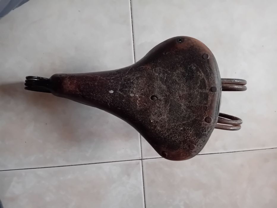 Selim de mola alongada Vintage