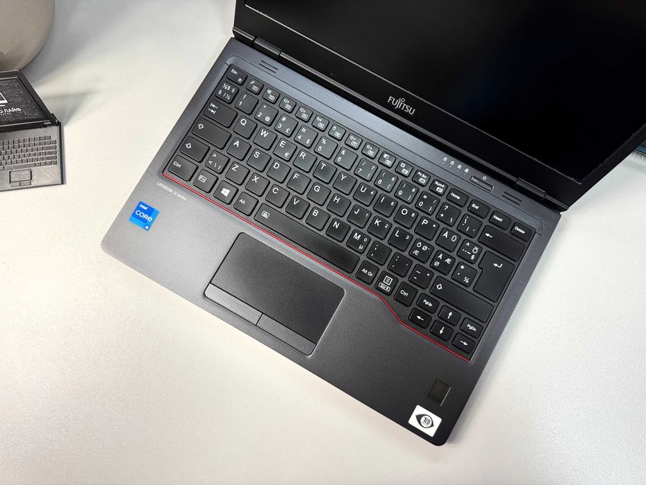 Ультрабук Fujitsu LIFEBOOK U7311·i5-1135G7·8GB+SSD256GB·13"FHD·2021рік