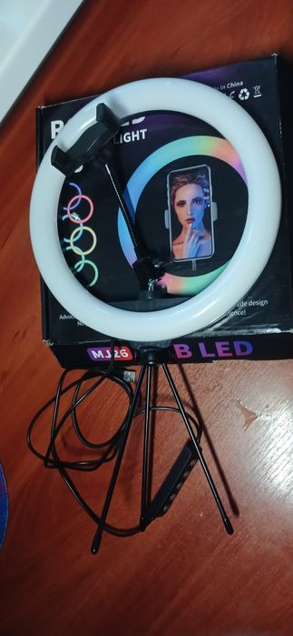 Лампа LED кільцева зі штативом і тримачем