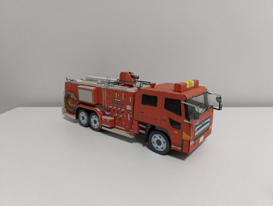 Model kartonowy samochód  ciężarówka straż pożarna fire Chiny zabawka