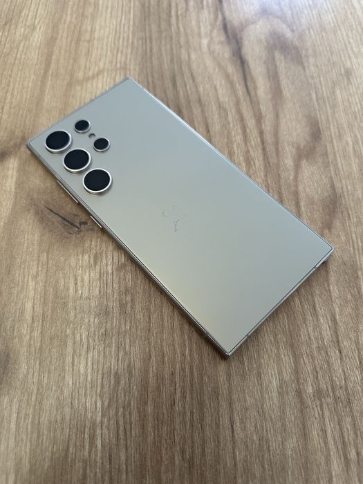 Atrapa telefonu Samsung S24 ultra