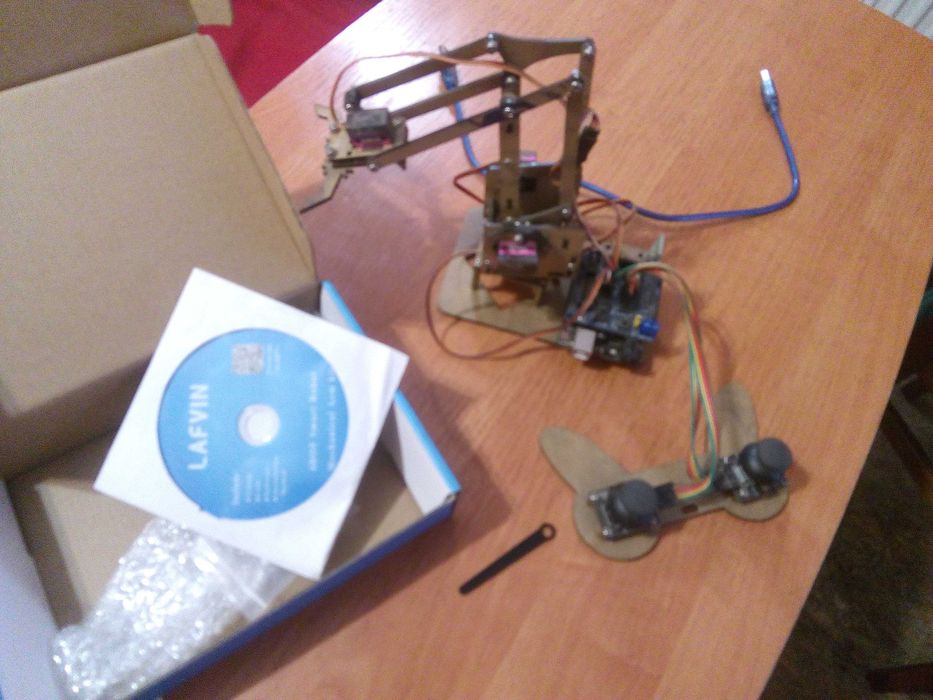 Механічна роботизована рука Lafvin 4DOF Arduino UNO R3 DIY
