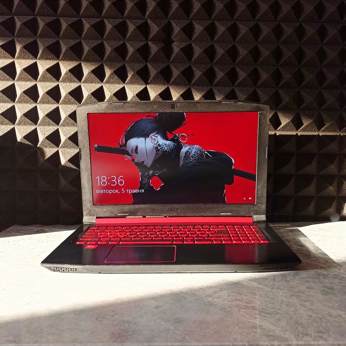 Ігровий ноутбук Acer Nitro / AMD Radeon RX550 4GB / DDR4 12GB / SSD nvme m2 256GB