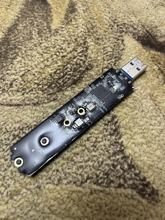 Універсальний адаптер m2 nvme pcie usb 3.2