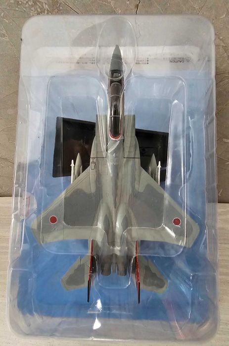 Model samolotu F-15J EAGLE 1/100 Hachette