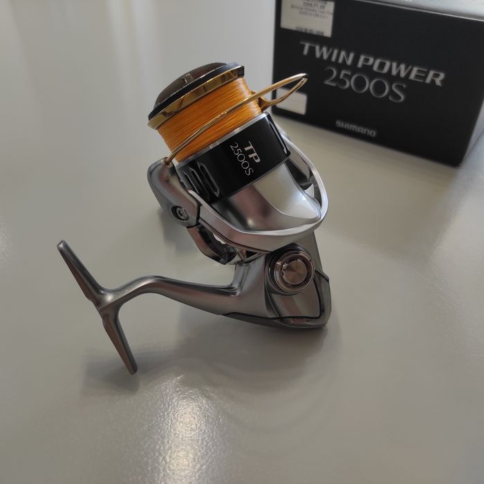 15ツインパー10000xg shimano twin power 15 - Купити товари для полювання / риболовлі