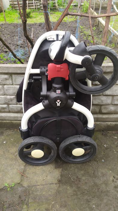 СРОЧНО продам коляску RECARO Babyzen