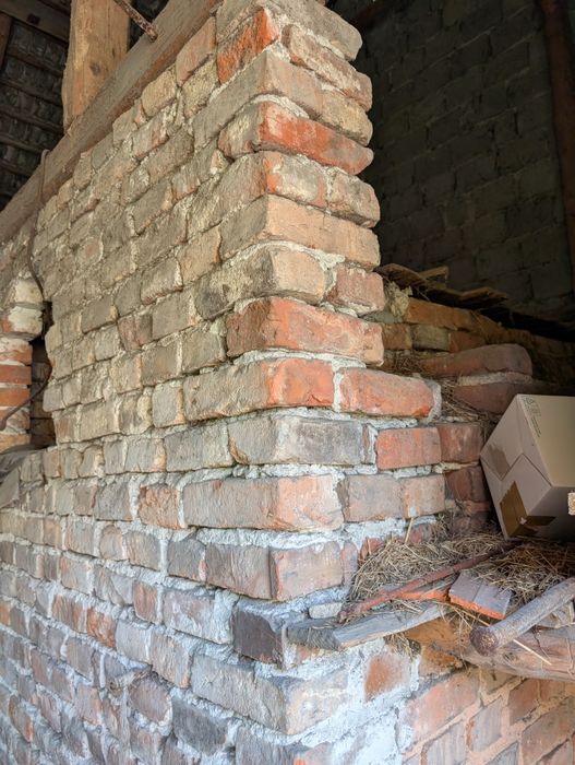 Stodoła i stary dom do rozbiórki za materiał