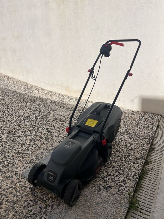 Corta relva eletrico powerplus 1000W