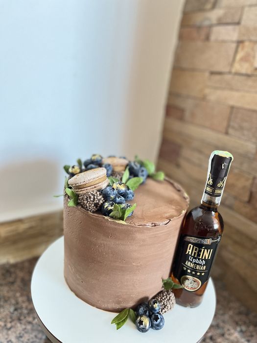 Торти та десерти на замовлення