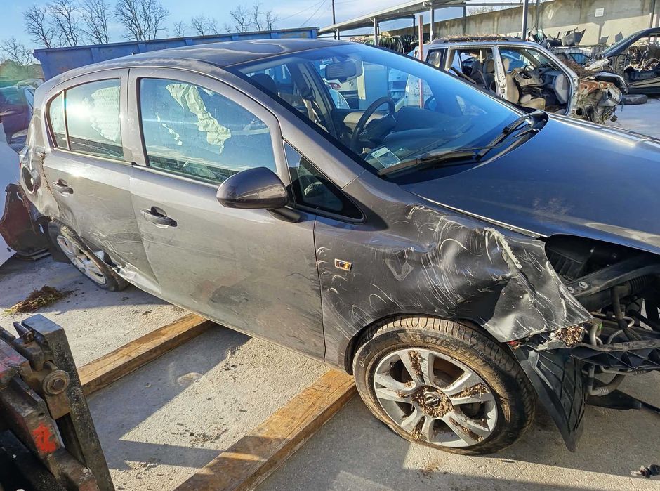 Para peças Opel Corsa D 1.3CDTI ano 2011