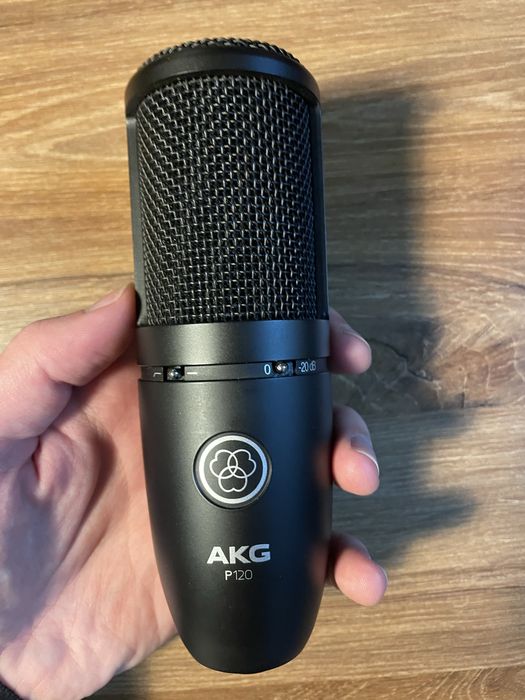 Мікрофон AKG P120