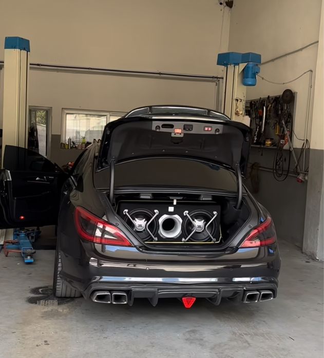 Продам сабвуфер JBL + підсилювач + конденсатор