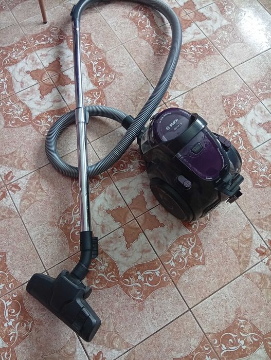 Пилосос Bosch в гарному стані