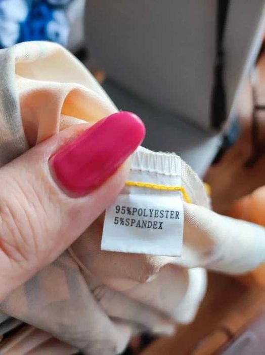 Żółta sukienka w kwiaty na lato r S gołe plecy