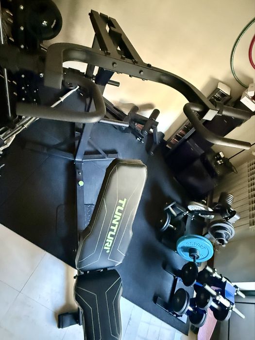 Máquina de Musculação Multifunções  - Tunturi WT80 Leverage Gym