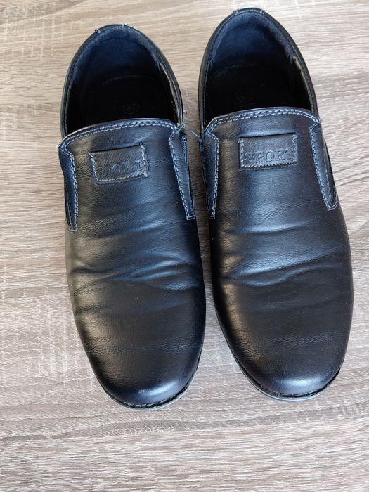 Buty galowe chłopięce 37