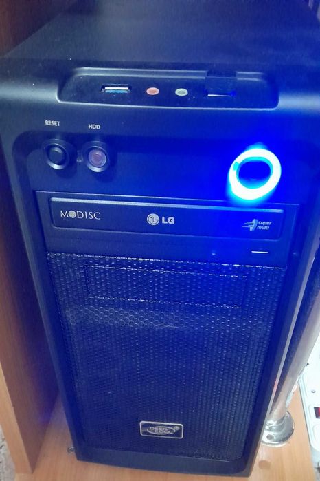 Системний блок Intel Core i5 Загальна кількість ядер: 4