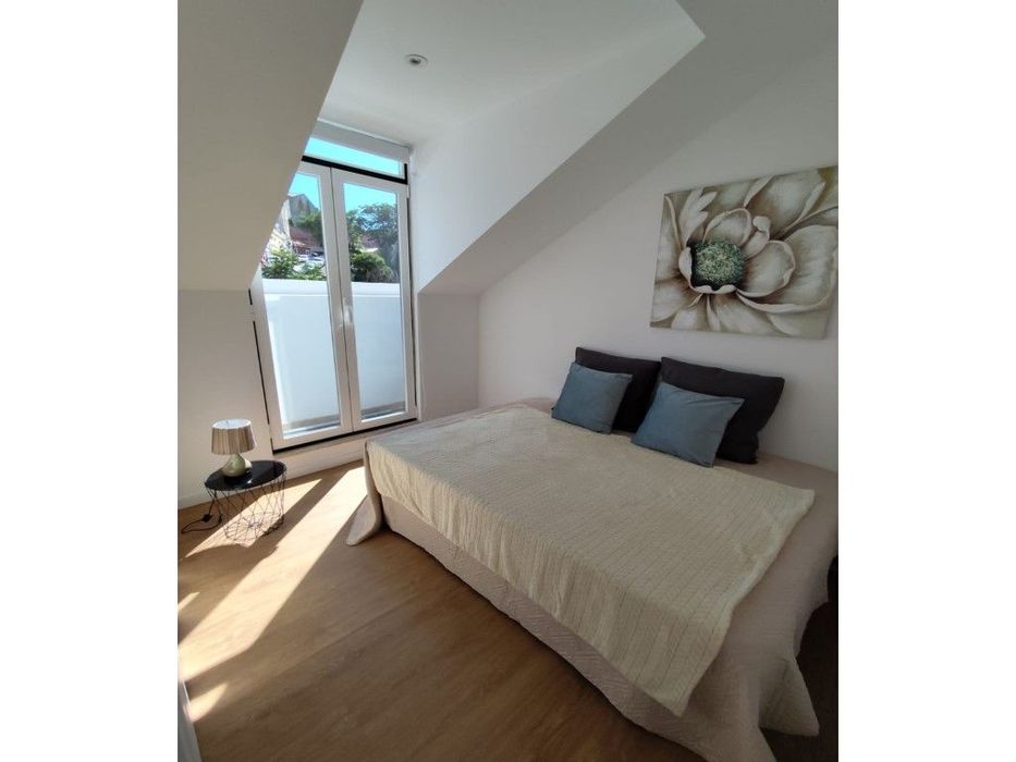 Apartamento T2, totalmente remodelado, com vista de Rio, São Vicente