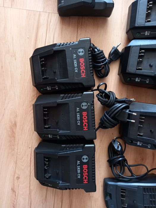 Зарядне зарядка Bosch 12 14.4 18 Бош акумулятор блок бош
