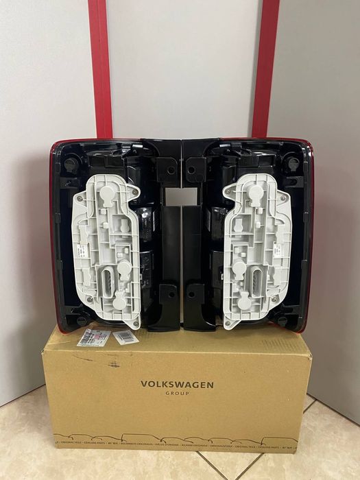 Задній стоп ліхтар ляду розпашонку VW Caddy Кадді 16- оригінал