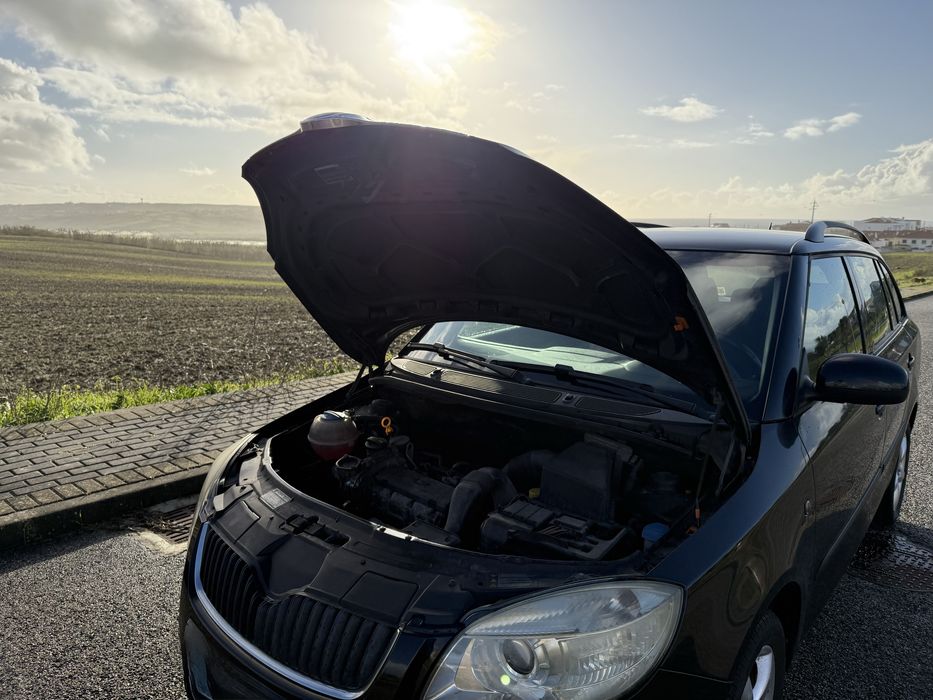 SKODA Fabia II Combi 1.2 Gasolina 70 cv