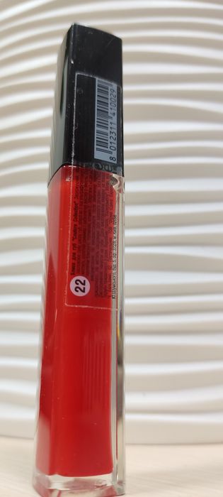 Новий блиск для губ Color Me Couture Collection