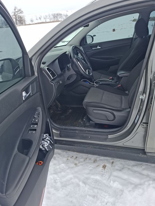 ХЮНДАЙ ТУКСОН 2018р.газ/бенз. 2.0. 235т км.