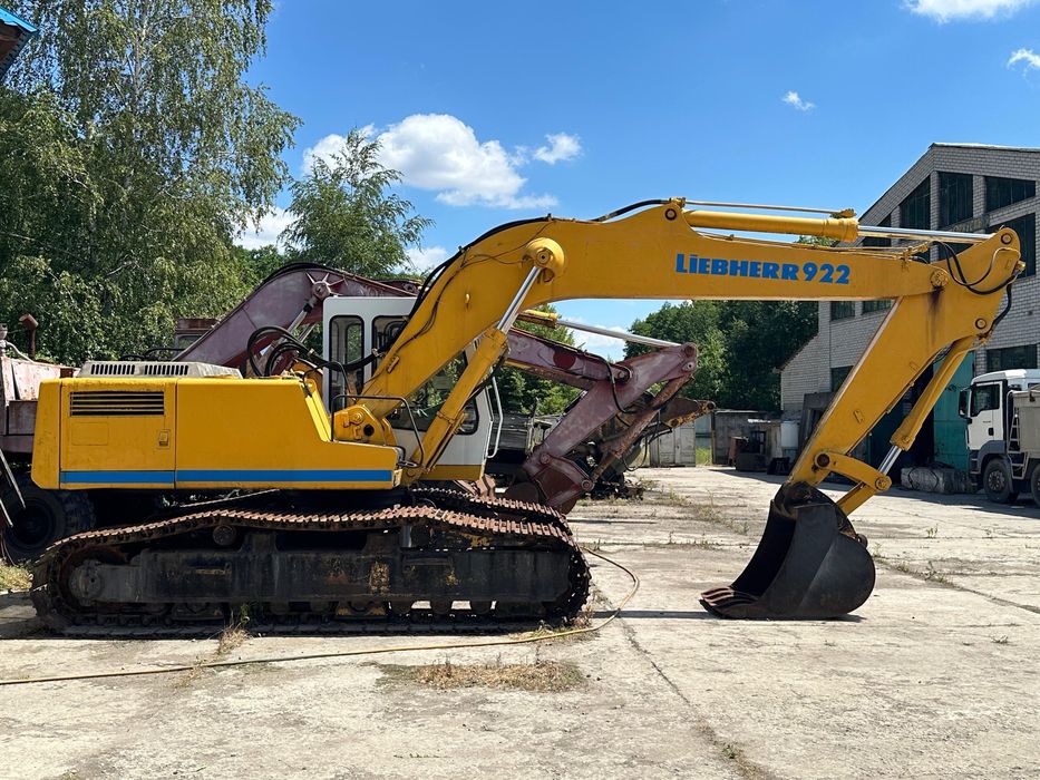 Екскаватор Liebherr922