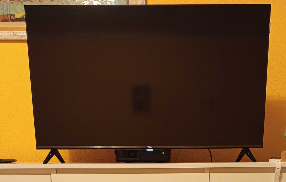 Telewizor TCL 40 cali. Smart TV. Rok użytkowany