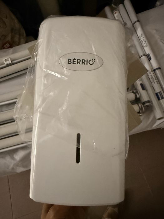 Dispensador de papel das maos e ph BERRIO