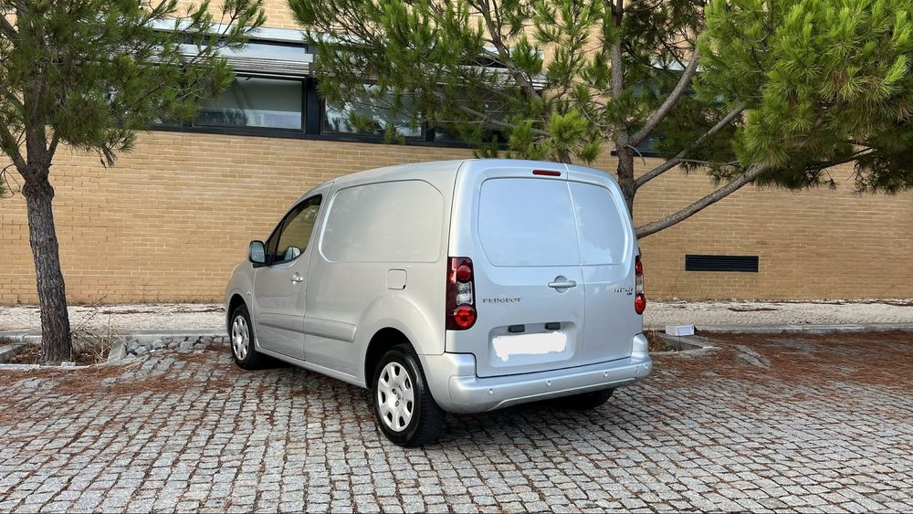 Peugeot Partner 1.6 hdi ( 3 Lugares  ) VENDIDA (