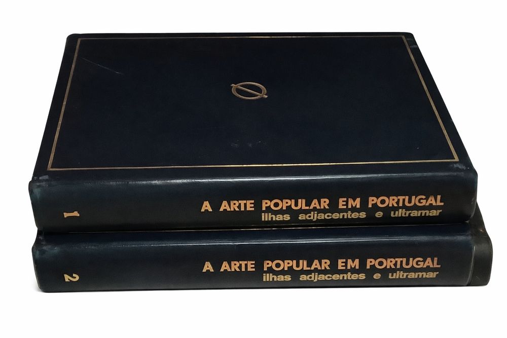 "A Arte Popular em Portugal, Ilhas Adjacentes e Ultramar' - 2 Volumes