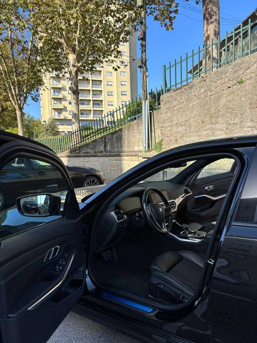 BMW 320 e Corporate Edition Auto | 12/2021 | Preto foto 5
