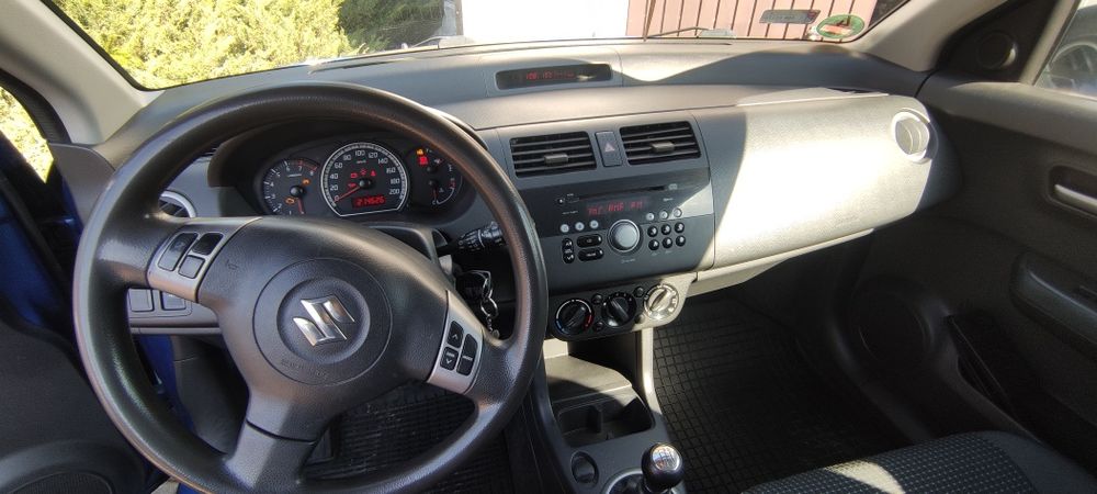 Suzuki Swift 1.5: 2006r. 3 drzwi