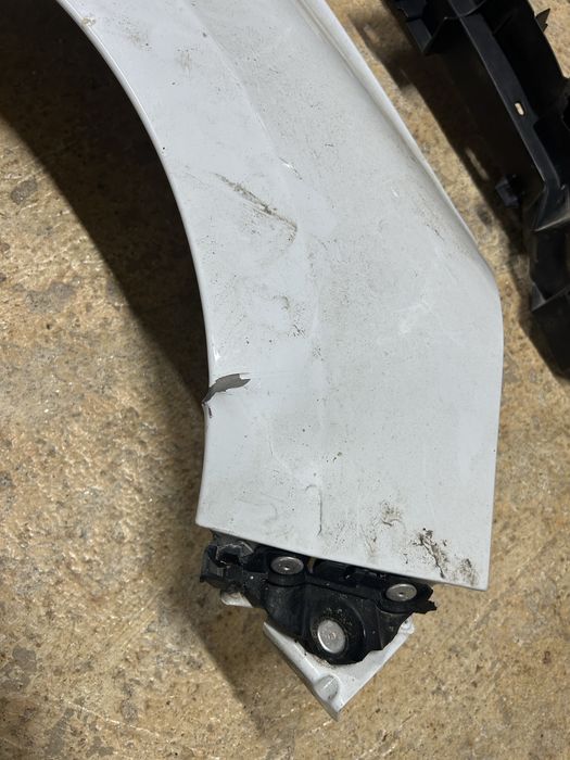 Guarda lamas renault clio 5