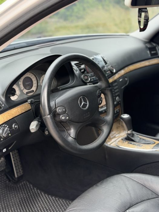 Mercedes-Benz E-Class 2006 VIN WDB2110221B001319 фото оголошення 3 з 8