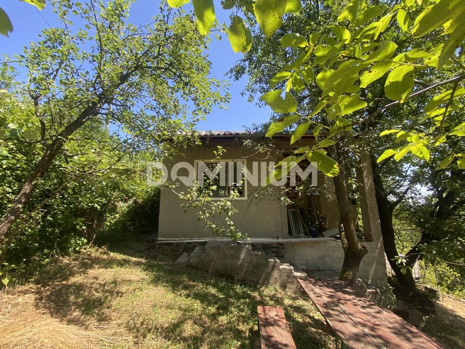 Продаж будинку в "малій  Швейцарії " м.Хуст