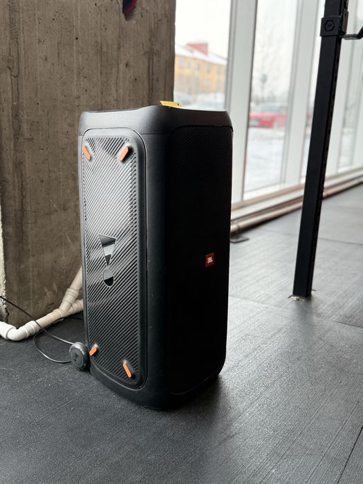 JBL PartyBox 310 — потужна портативна акустика, Bass Boost