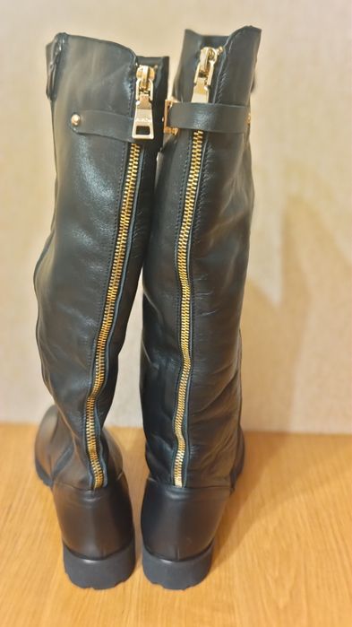 Жіночі зимові шкіряні чоботи р.36