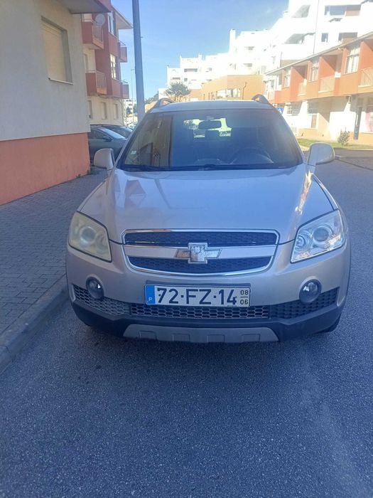 Chevrolet Captiva carro familiar em bom estado — photo 5