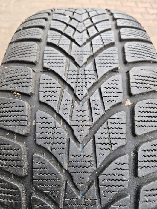 Opony Zimowe Dunlop RunFlat 215.55.18