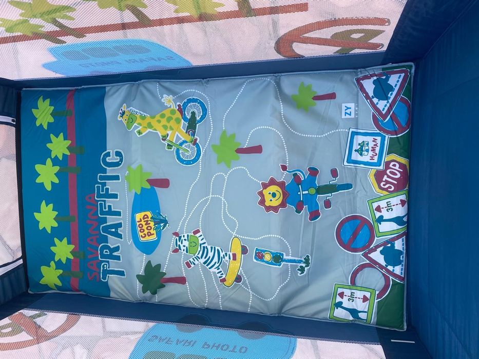 Cama de viagem criança